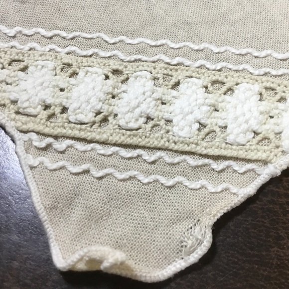 6 Vintage Cloth Cocktail Napkins Embroidered Corner Ivory Cream Classic Linens - Picture 3 of 7